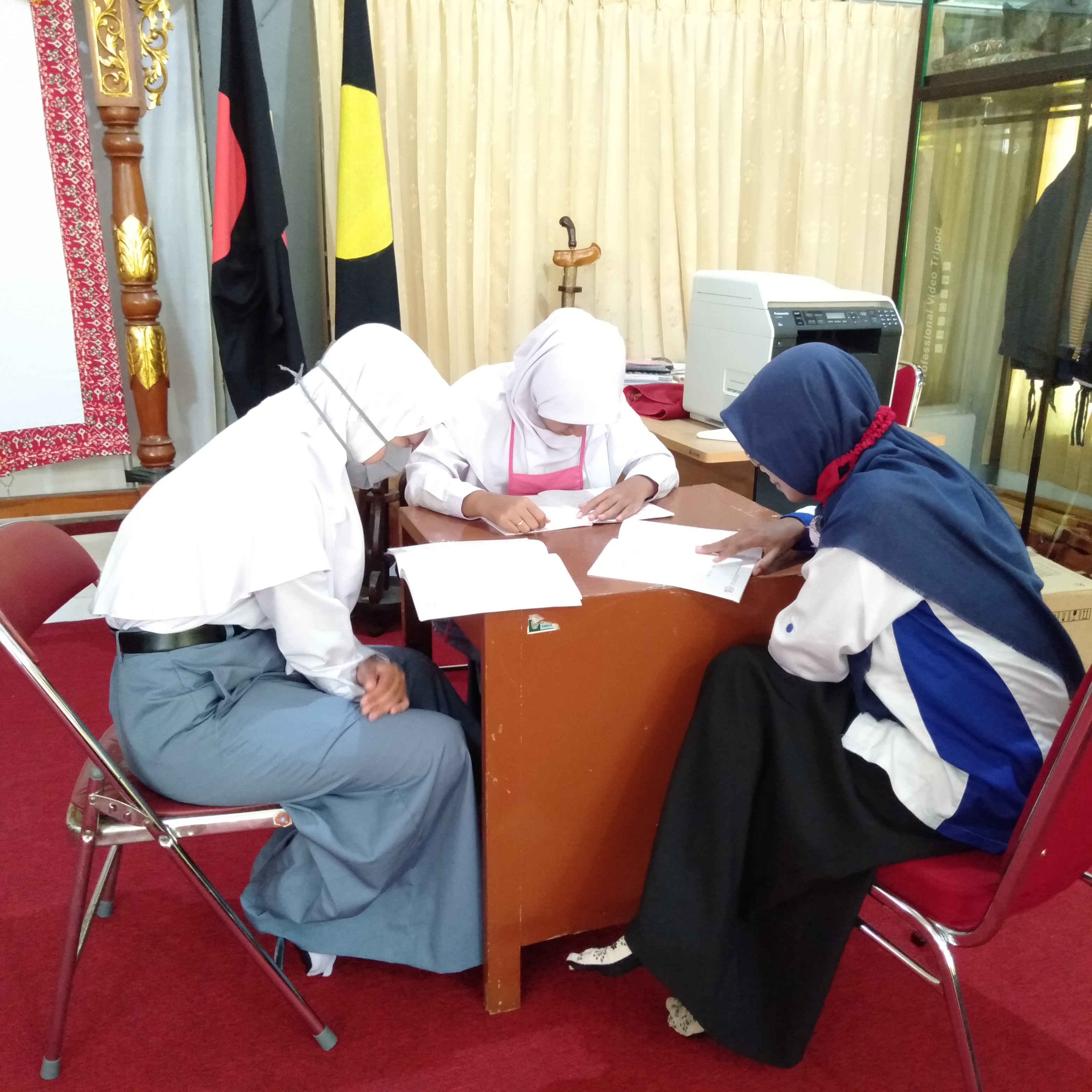 Bimbingan Lomba Alih Aksara