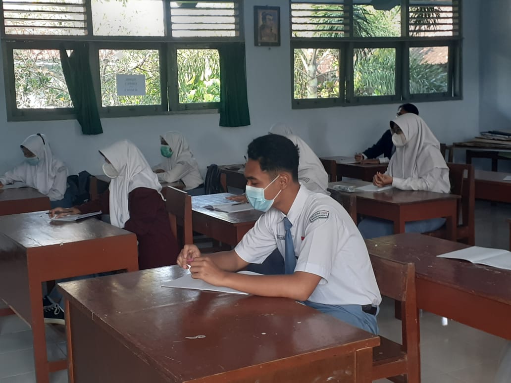 foto PTMT Kelas.jpg