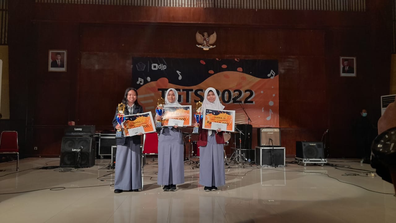 WhatsApp Image 2022-10-12 at 15.25.13.jpeg